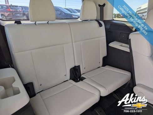 Used 2025 Hyundai Santa Fe Calligraphy AWD/4WD image 15