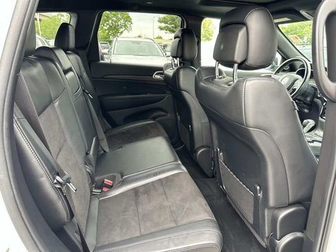 Used 2020 Jeep Grand Cherokee Altitude AWD/4WD image 12