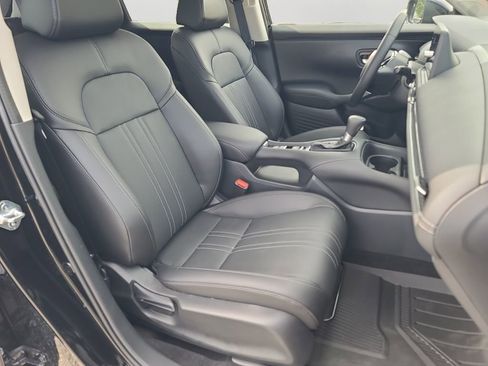 Used 2026 Honda HR-V EX-L image 10