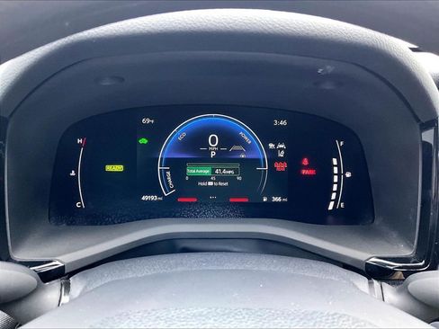 Used 2025 Toyota Camry LE FWD image 25