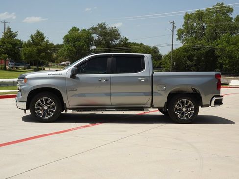 Used 2023 Chevrolet Silverado 1500 LT RWD image 2