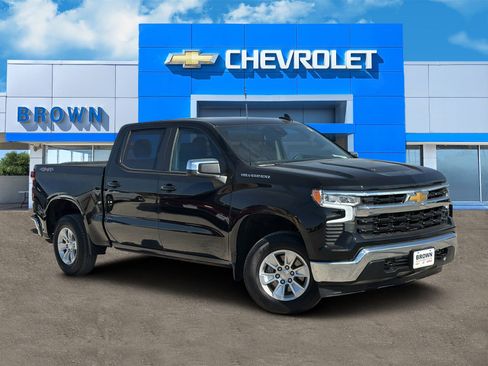 Used 2025 Chevrolet Silverado 1500 LT image 1