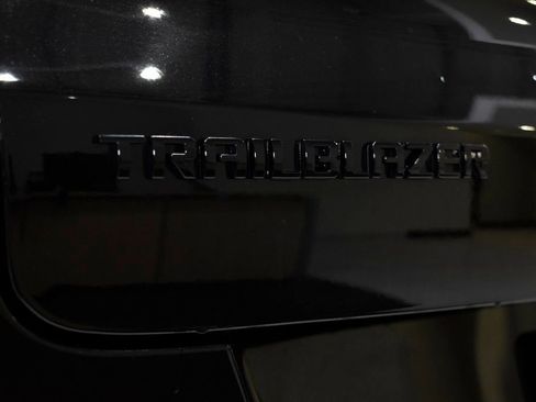 Used 2023 Chevrolet TrailBlazer RS w/ Convenience Package image 18