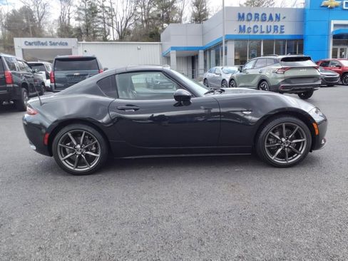 Used 2018 MAZDA MX-5 Miata RF Grand Touring image 8