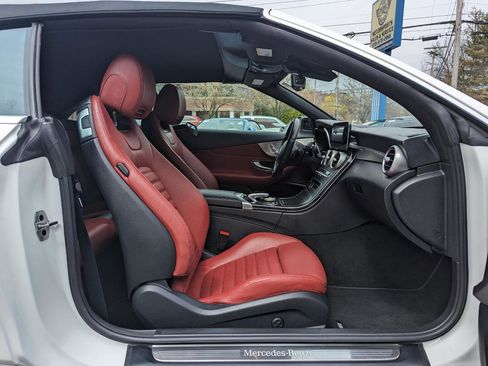Used 2021 Mercedes-Benz C 300 4MATIC Cabriolet image 33