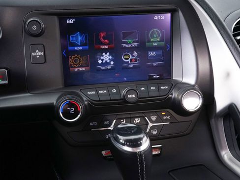 Used 2018 Chevrolet Corvette Z06 w/ Battery Protection Package image 25