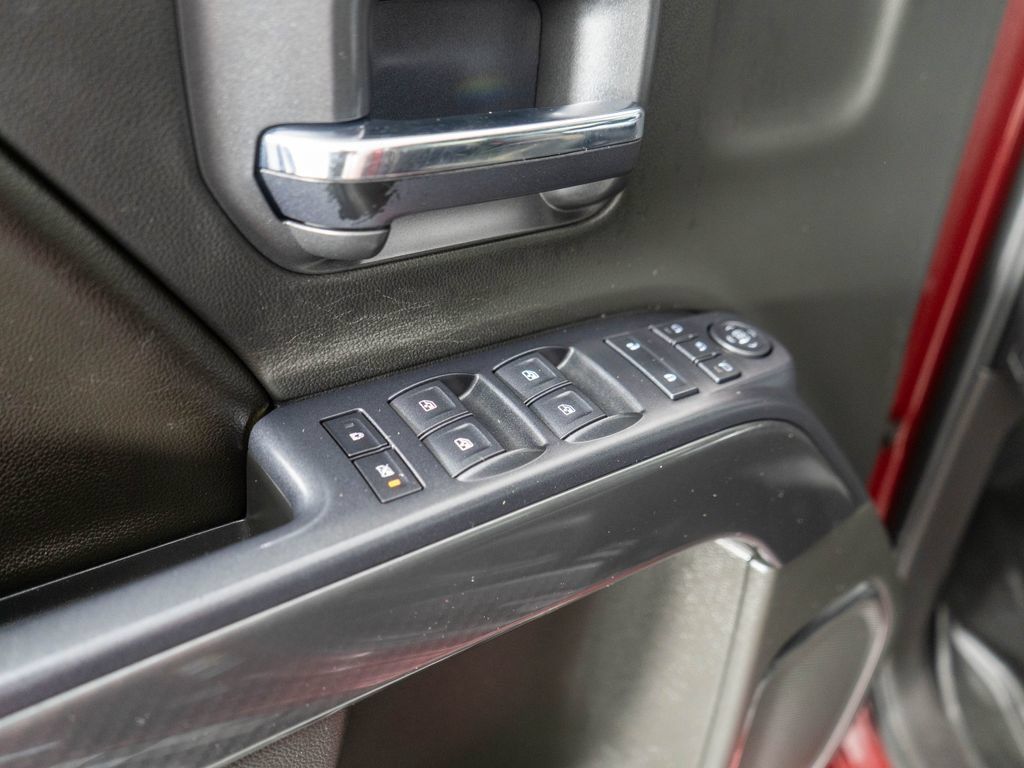 Used 2015 GMC Sierra 1500 SLE w/ All-Terrain Package AWD/4WD image 23