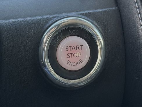 Used 2017 Nissan Armada Platinum w/ Captain Seat Package image 19