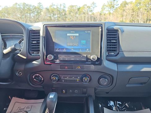 Used 2023 Nissan Frontier SV w/ Midnight Edition Package image 24