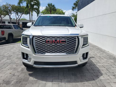 Used 2024 GMC Yukon Denali w/ Max Trailering Package RWD image 2