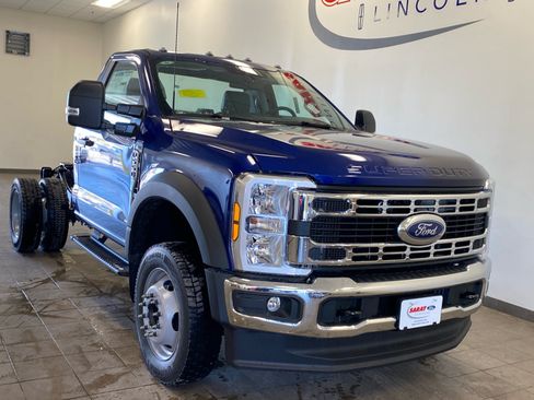 New 2026 Ford F550 4x4 Regular Cab Super Duty image 2