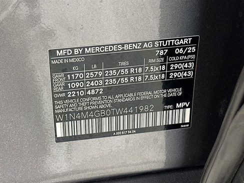 Certified 2026 Mercedes-Benz GLB 250 image 31