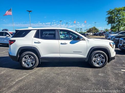 Certified 2026 GMC Terrain Elevation AWD/4WD image 10