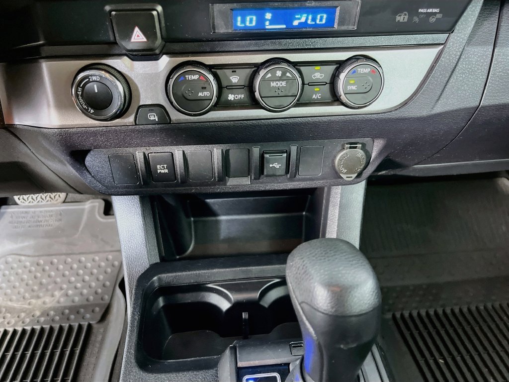 Used 2021 Toyota Tacoma SR AWD/4WD image 20