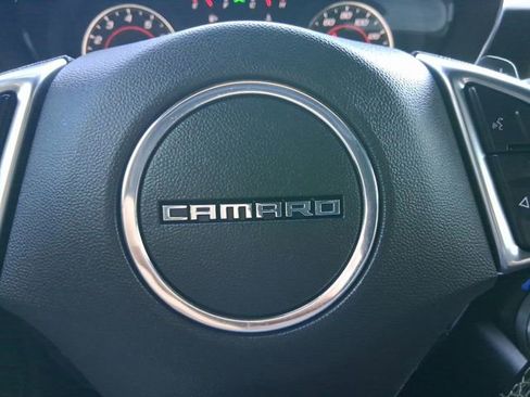 Used 2019 Chevrolet Camaro LT w/ Technology Package image 5