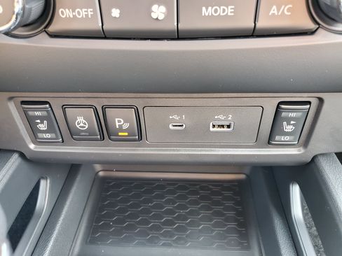 New 2026 Nissan Frontier SV w/ SV Convenience Package AWD/4WD image 24