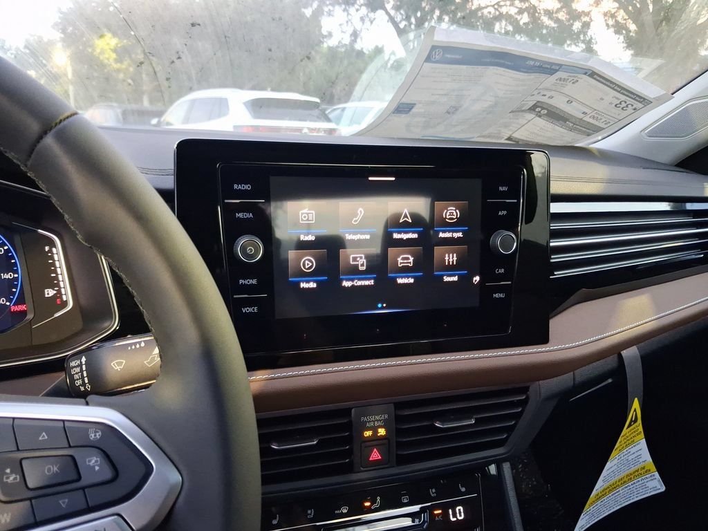 New 2026 Volkswagen Jetta SEL FWD image 9