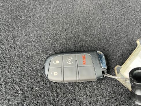 Used 2025 Jeep Compass Limited AWD/4WD image 25