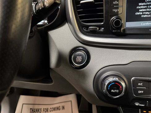Certified 2020 Kia Sorento SX image 29