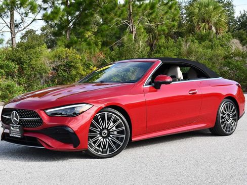Used 2024 Mercedes-Benz CLE 300 4MATIC Cabriolet image 28