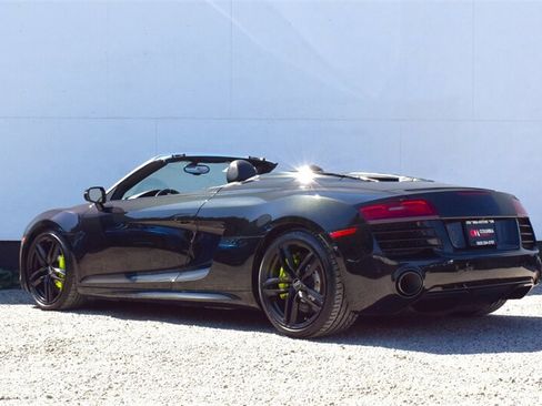 Used 2014 Audi R8 V10 AWD/4WD image 6
