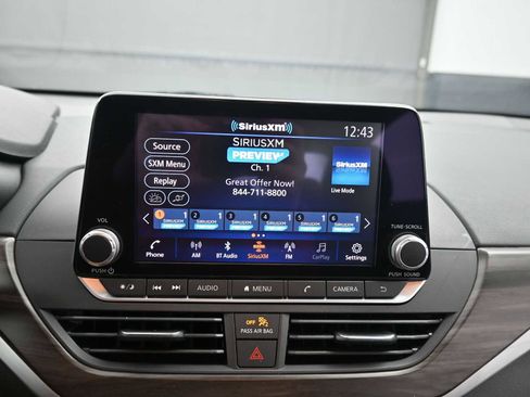 Used 2023 Nissan Altima 2.5 SV image 14