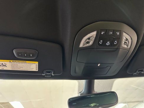 New 2026 Chrysler Pacifica Select image 34