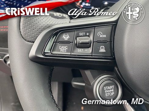 New 2024 Alfa Romeo Tonale Veloce w/ Active Assist Package image 20