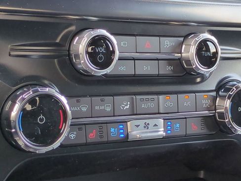 New 2025 Ford F150 Platinum w/ Equipment Group 702A High image 30