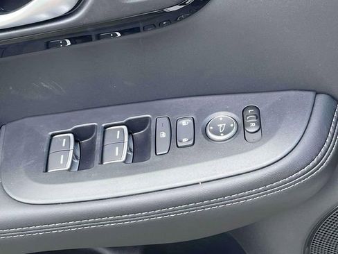 Used 2025 Acura ADX FWD image 27