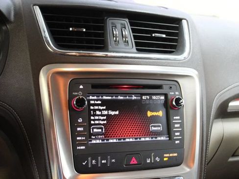 Used 2014 GMC Acadia Denali AWD/4WD image 19