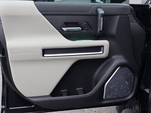 New 2026 GMC Hummer EV SUV w/ LPO, Dark Essentials Package image 14