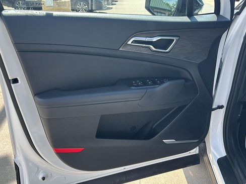 Used 2023 Kia Sportage X-Line w/ X-Line Premium Package AWD/4WD image 7