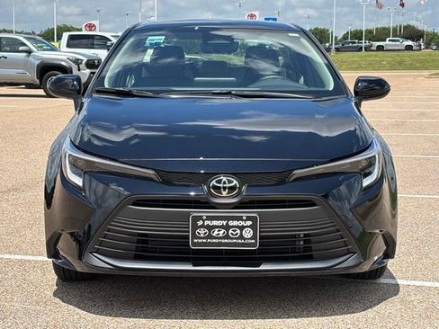 New 2026 Toyota Corolla LE FWD image 3