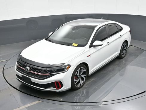 Used 2022 Volkswagen Jetta GLI Autobahn image 26