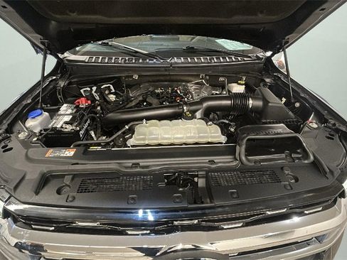 Used 2023 Ford Expedition Max Limited image 18