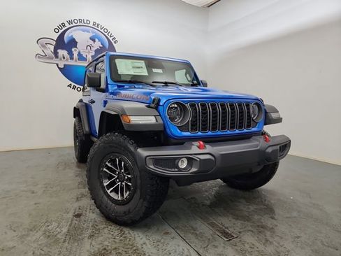 New 2025 Jeep Wrangler Rubicon w/ Xtreme 35 Tire Package image 4