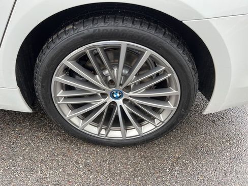 Used 2018 BMW 530e image 21