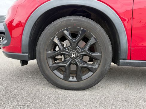 Used 2024 Honda HR-V Sport image 7