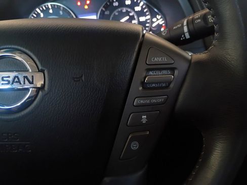 Used 2017 Nissan Armada Platinum image 25