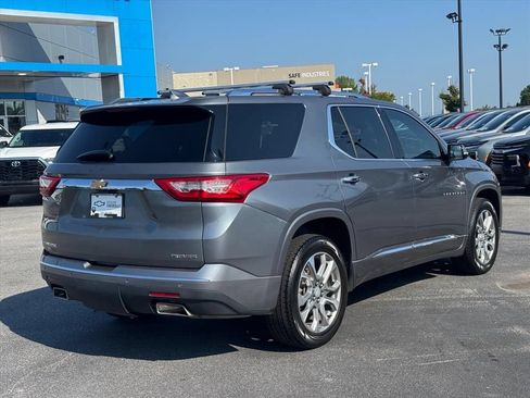 Used 2020 Chevrolet Traverse Premier w/ LPO, Floor Liner Package FWD image 3