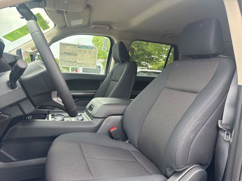 Used 2024 Ford Expedition XL AWD/4WD image 17