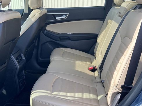 Used 2019 Ford Edge SEL w/ Equipment Group 201A image 9