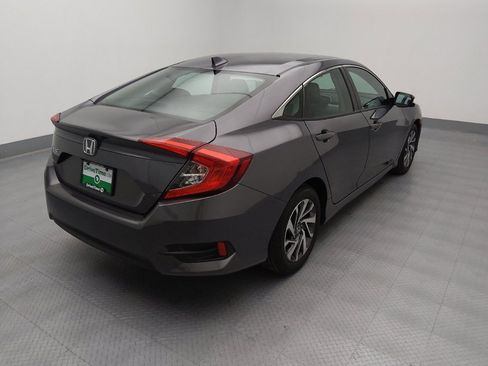 Used 2018 Honda Civic EX image 9