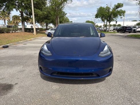 Used 2021 Tesla Model Y Long Range AWD/4WD image 8
