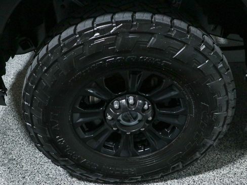 Used 2022 Ford F250 Lariat w/ Tremor Off-Road Package AWD/4WD image 11