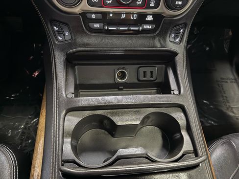 Used 2016 GMC Yukon Denali w/ Open Road Package image 36