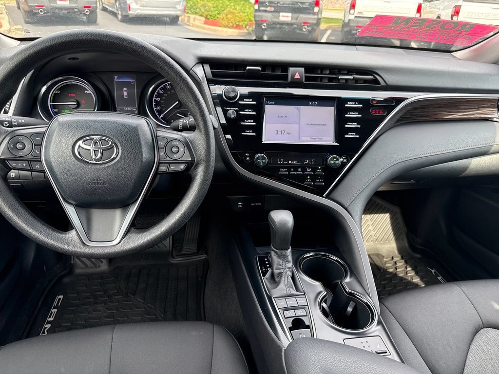 Used 2018 Toyota Camry LE FWD image 22