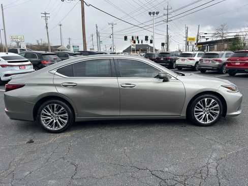 Used 2019 Lexus ES 350 w/ Premium Package FWD image 5