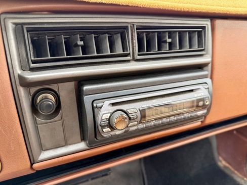 Used 1988 Chevrolet S10 Pickup 2WD Regular Cab image 48